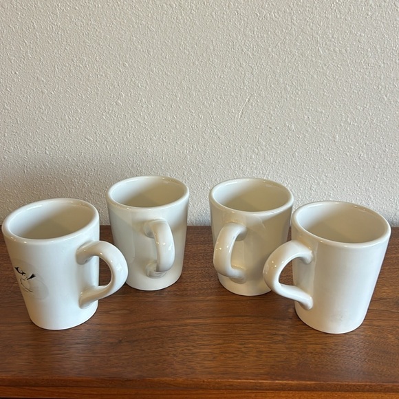 Williams-Sonoma Holiday Snowman Mugs Set of 4 - Picture 8 of 8